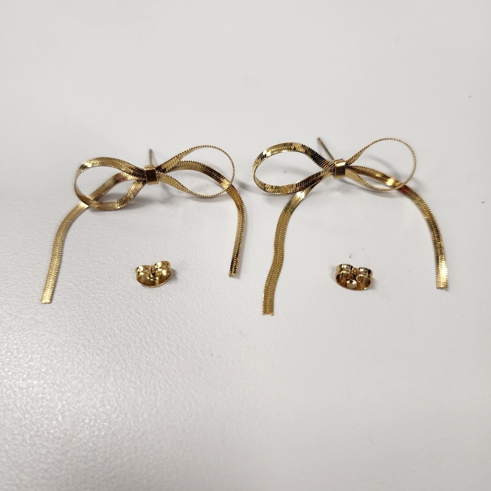 Bow Earrings Gold-tone Dainty Herringbone Snake Drop Chic